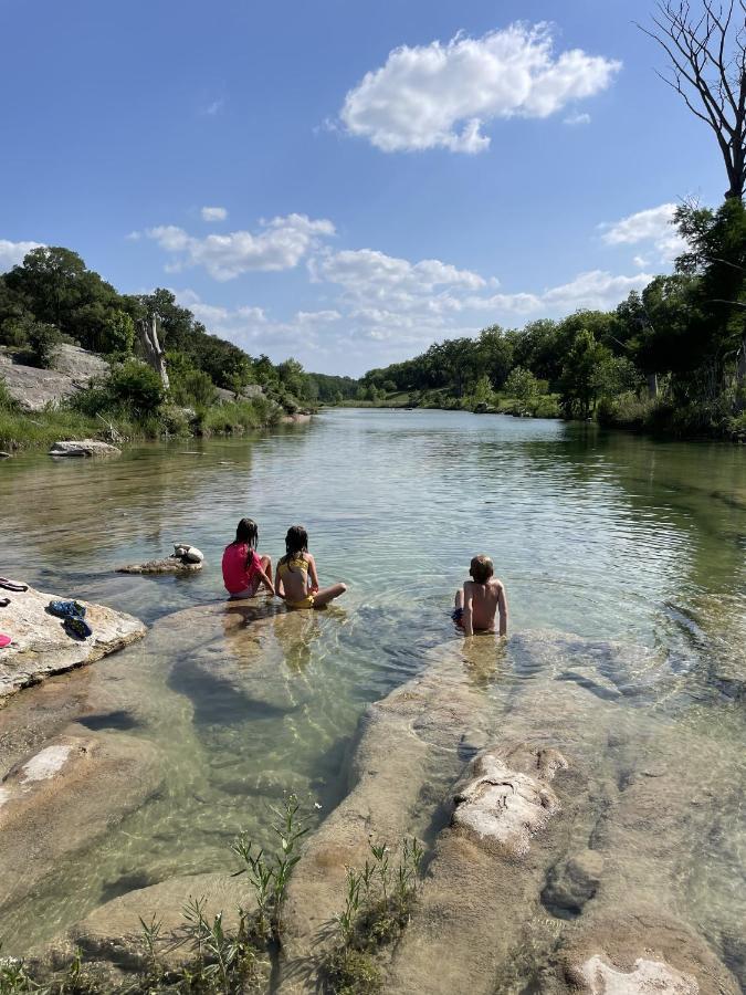 New! The Yellow Door- Downtown Wimberley W/ River Access Екстериор снимка