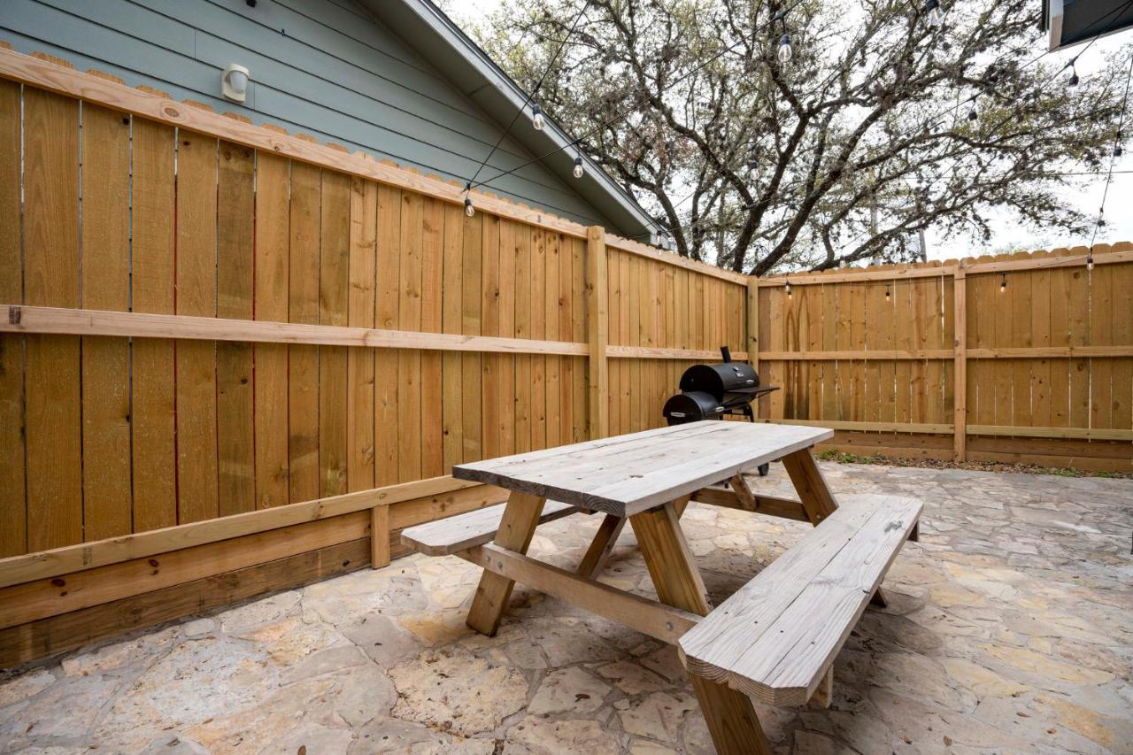 New! The Yellow Door- Downtown Wimberley W/ River Access Екстериор снимка